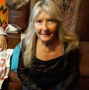 Meet your Posher, Debbi